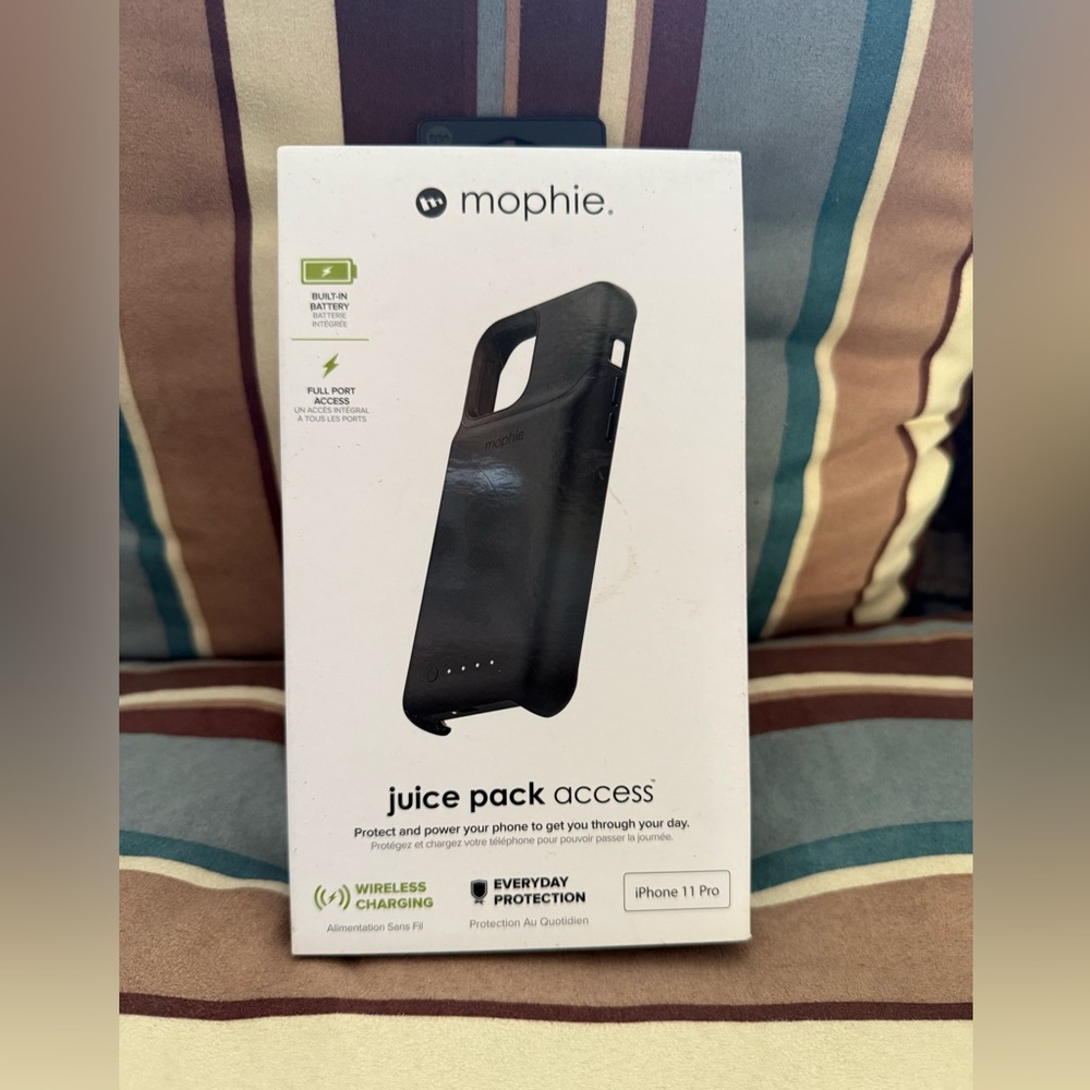 Mophie Black Juice Pack Access Case for iPhone 11 Pro